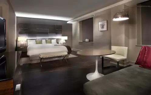 Grand-Hyatt-New-York-One-Bedroom-Suite-Living-Room Grand-Hyatt-New-York-One-Bedroom-Suite-Living-Room