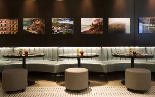 The Langham New York - Bar Fiori sofa The Langham New York - Bar Fiori sofa