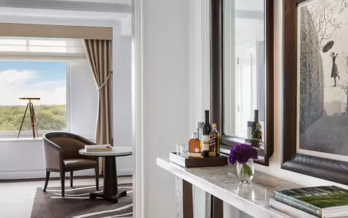 The Ritz Carlton New York - Park View Room Amenities