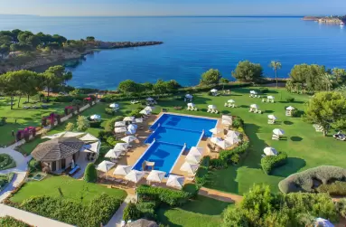 The St. Regis Mardavall Mallorca Resort