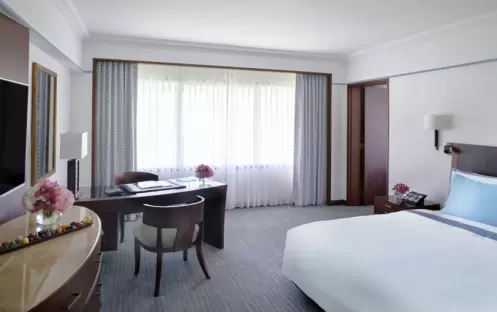 Peninsula Manila - Premier Suite Bedroom Peninsula Manila - Premier Suite Bedroom