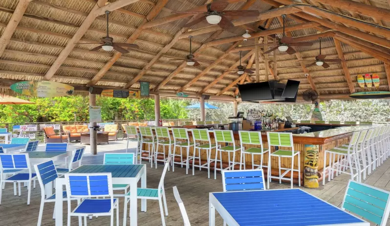 Hilton Coco Beach Ocean Front - Beach Bar Interior Hilton Coco Beach Ocean Front - Beach Bar Interior