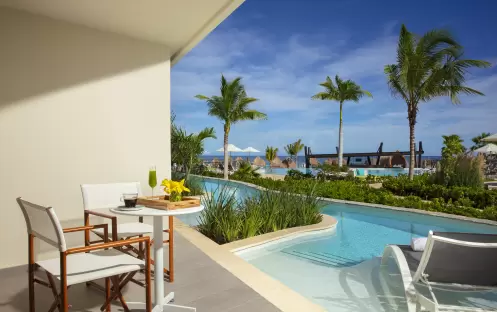 Preferred Club Junior Suite Swim Out Preferred Club Junior Suite Swim Out