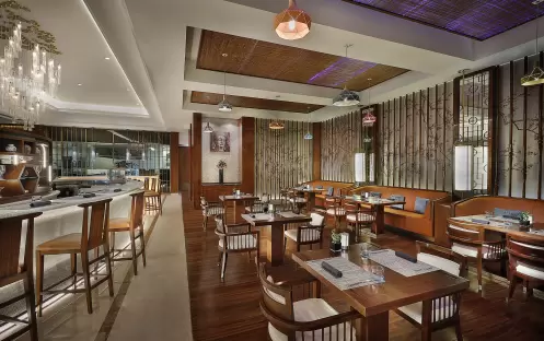 The Ritz-Carlton, Dubai, JBR - Blue Jade Restaurant Interior 1 The Ritz-Carlton, Dubai, JBR - Blue Jade Restaurant Interior 1