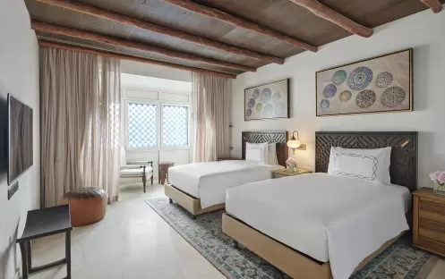 Hilton Salwa - Arabian Villa - Twin Bedroom Hilton Salwa - Arabian Villa - Twin Bedroom
