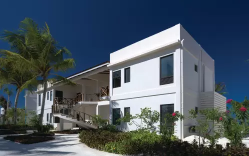 Exterior Exterior