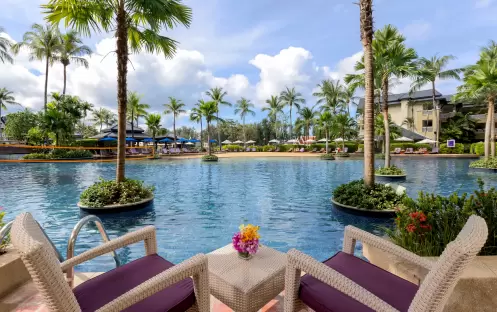 4---Angsana-Laguna-Phuket-Laguna-Poolside-Room