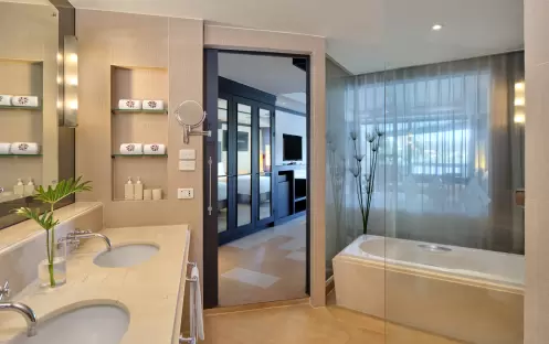 6---Angsana-Laguna-Phuket-Laguna-Grand-Room