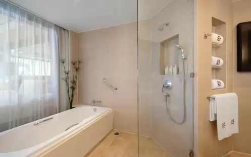 7---Angsana-Laguna-Phuket-Laguna-Grand-Room