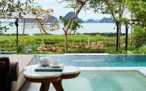 Beachfront-Pool--Villa Beachfront-Pool--Villa