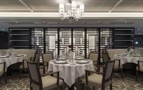Amphora Restaurant