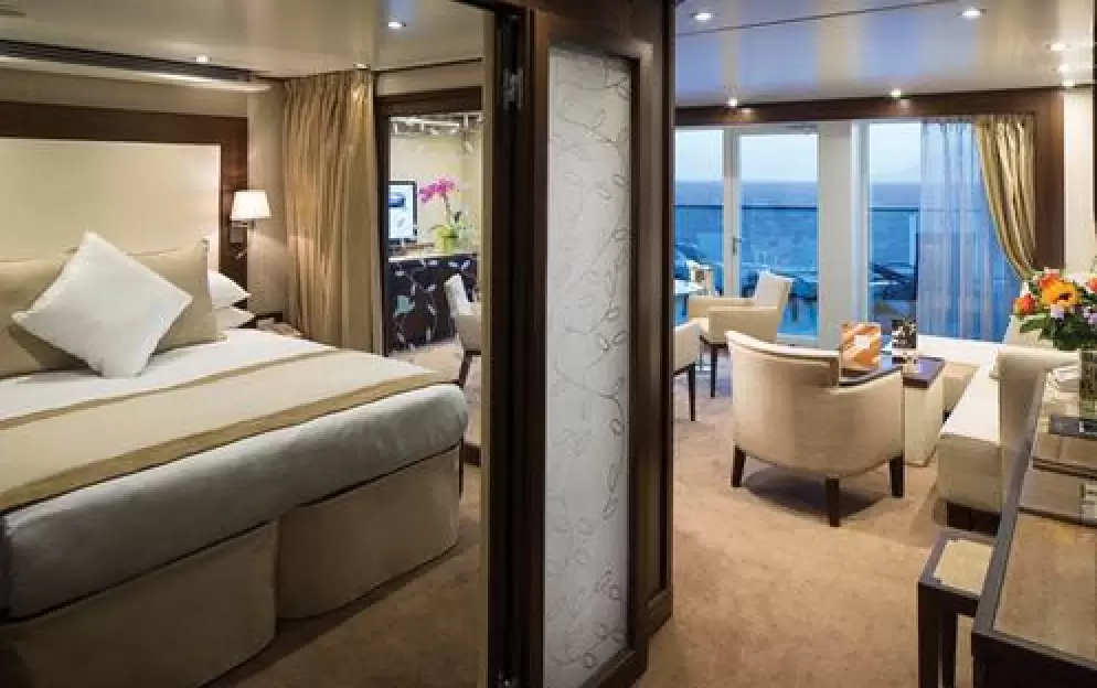 Penthouse Spa Suite