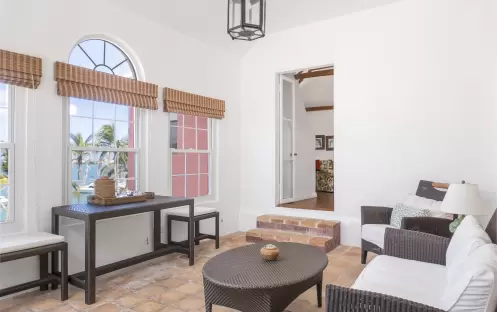 Three Bedroom Full Kitchen Water View Cottage Three Bedroom Full Kitchen Water View Cottage