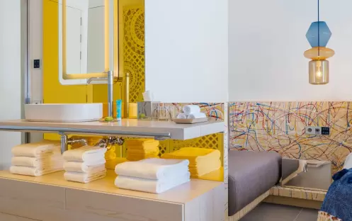 bathroom bathroom