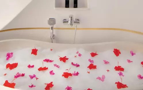 Oblu Select Sangeli - Beach Villa Bathtub Oblu Select Sangeli - Beach Villa Bathtub
