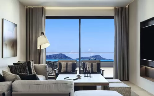 WOW Bayfront Rooftop Infinity One Bedroom Suite WOW Bayfront Rooftop Infinity One Bedroom Suite