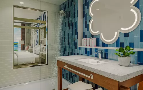 Carisia Luxury Carisia Luxury