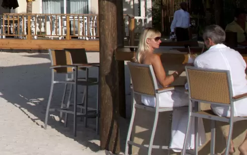 Sandz Bar & Almond Tree Grill Sandz Bar & Almond Tree Grill