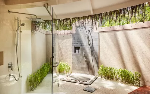 Sun Siyam Vilu Reef - Beach Villa Outdoor Shower Sun Siyam Vilu Reef - Beach Villa Outdoor Shower