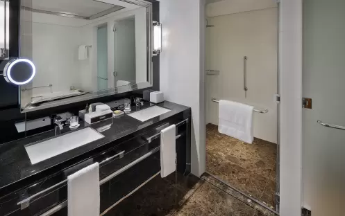 King One Bedroom Suite with Sea View King One Bedroom Suite with Sea View