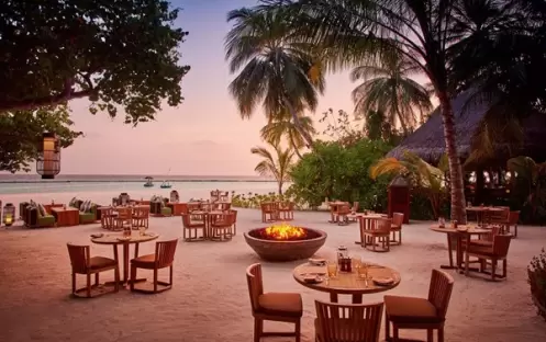 Meeru Beach Grill Meeru Beach Grill