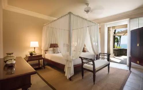 OCEAN FRONT SUITE OCEAN FRONT SUITE