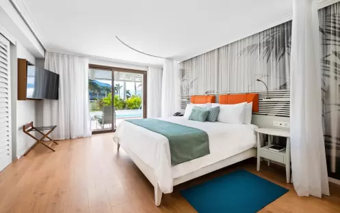 Preferred Club Master Suite Swim Out Preferred Club Master Suite Swim Out
