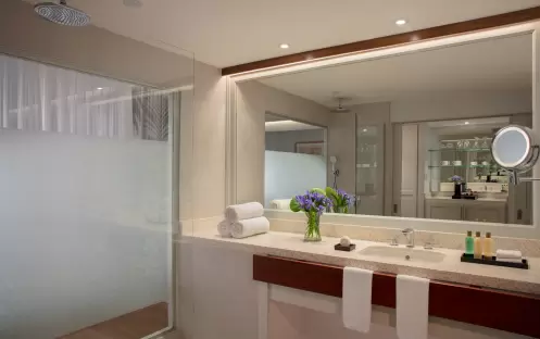 Preferred Club Master Suite Mountain View Preferred Club Master Suite Mountain View