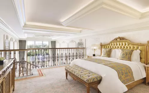 Raffles The Palm - Duplex Suite Bedroom Raffles The Palm - Duplex Suite Bedroom