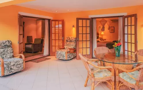 Bequia Beach Hotel - Two Bedroom Pool Villa - Dining Area Bequia Beach Hotel - Two Bedroom Pool Villa - Dining Area