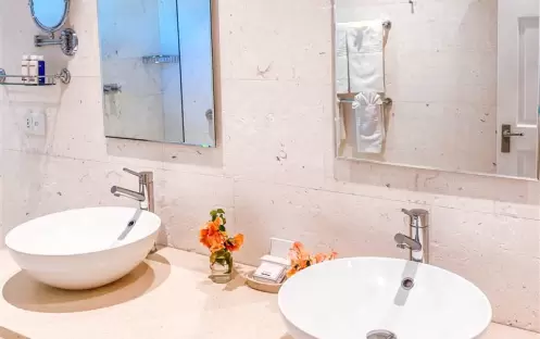 Bequia Beach Hotel - Two Bedroom Pool Villa - Washroom Bequia Beach Hotel - Two Bedroom Pool Villa - Washroom