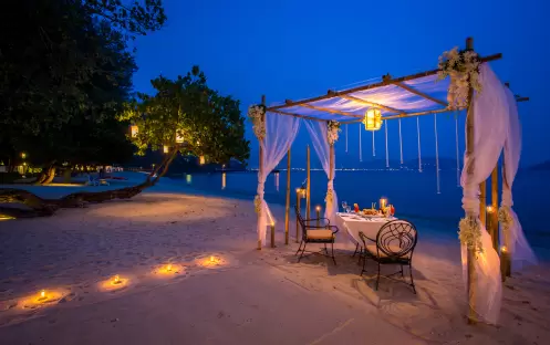 Romantic Private Beachfront Cabana Dining Romantic Private Beachfront Cabana Dining