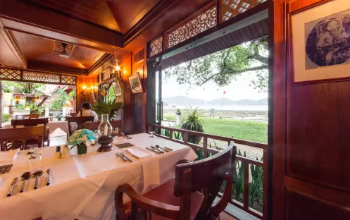 Old Siam Thai Royalty Beachfront Restaurant Old Siam Thai Royalty Beachfront Restaurant