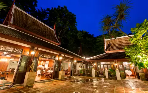 Old Siam Thai Royalty Beachfront Restaurant Old Siam Thai Royalty Beachfront Restaurant