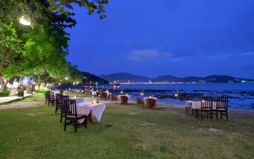 Old Siam Thai Royalty Beachfront Restaurant Old Siam Thai Royalty Beachfront Restaurant