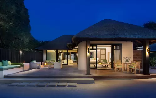 Deluxe Beach Villa with Family Private Pool Deluxe Beach Villa with Family Private Pool