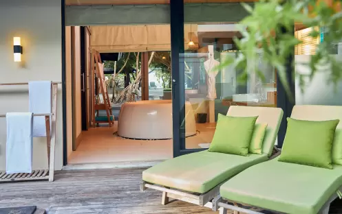 Deluxe Beach Villa with Family Private Pool Deluxe Beach Villa with Family Private Pool