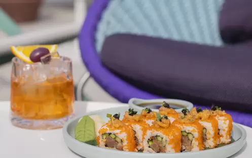 MYAMI Pool Bar and Lounge Sushi MYAMI Pool Bar and Lounge Sushi