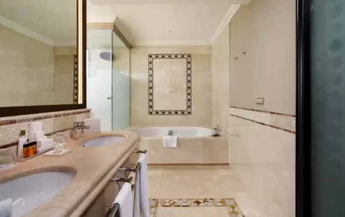 Preferred Club Suite Frontal Ocean View Preferred Club Suite Frontal Ocean View