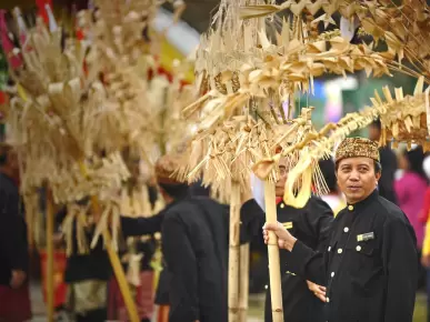 Discover Festivals