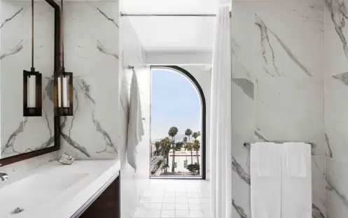Dream Hollywood - 1 King Studio Suite Platinum Washroom Dream Hollywood - 1 King Studio Suite Platinum Washroom