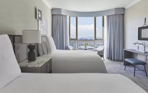 Beverly Wilshire, A Four Seasons Hotel Signature Room Double Beverly Wilshire, A Four Seasons Hotel Signature Room Double