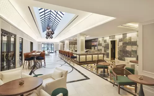 The London West Hollywood at Beverly Hills -  London Bar & The Sitting Room The London West Hollywood at Beverly Hills -  London Bar & The Sitting Room