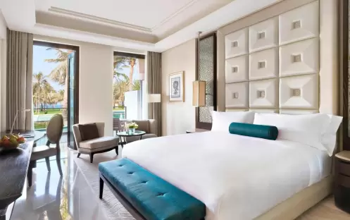 Al-Bustan-Palace-Ritz-Carlton-Deluxe-Lagoon-Access-King-Room-Bed