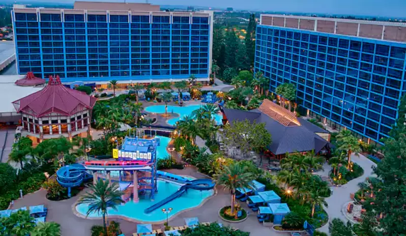 Disneyland Hotel California pool views Disneyland Hotel California pool views