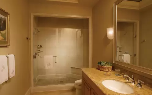 Three-Bedroom Oceanview Three-Bedroom Oceanview