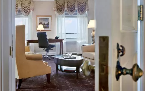 1 King Bed - 1 Bedroom Drake Suite 1 King Bed - 1 Bedroom Drake Suite