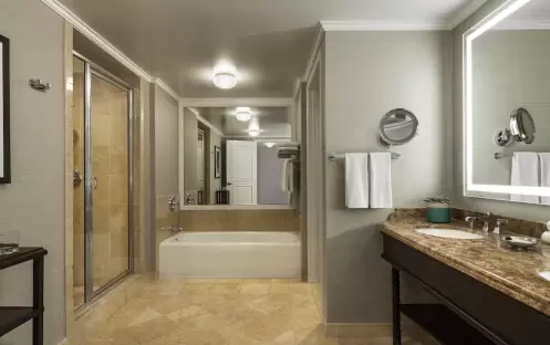 Hyatt Regency Huntington Beach - 1 King Bed and 1 Queen Bed Premium Bathroom Hyatt Regency Huntington Beach - 1 King Bed and 1 Queen Bed Premium Bathroom
