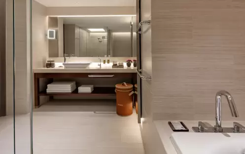 Pan Pacific Singapore - Premier Suite Bathroom Pan Pacific Singapore - Premier Suite Bathroom
