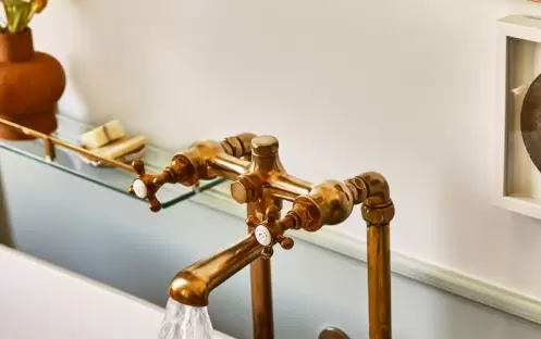 La Perla - Courtyard View Salon Tap Detail La Perla - Courtyard View Salon Tap Detail